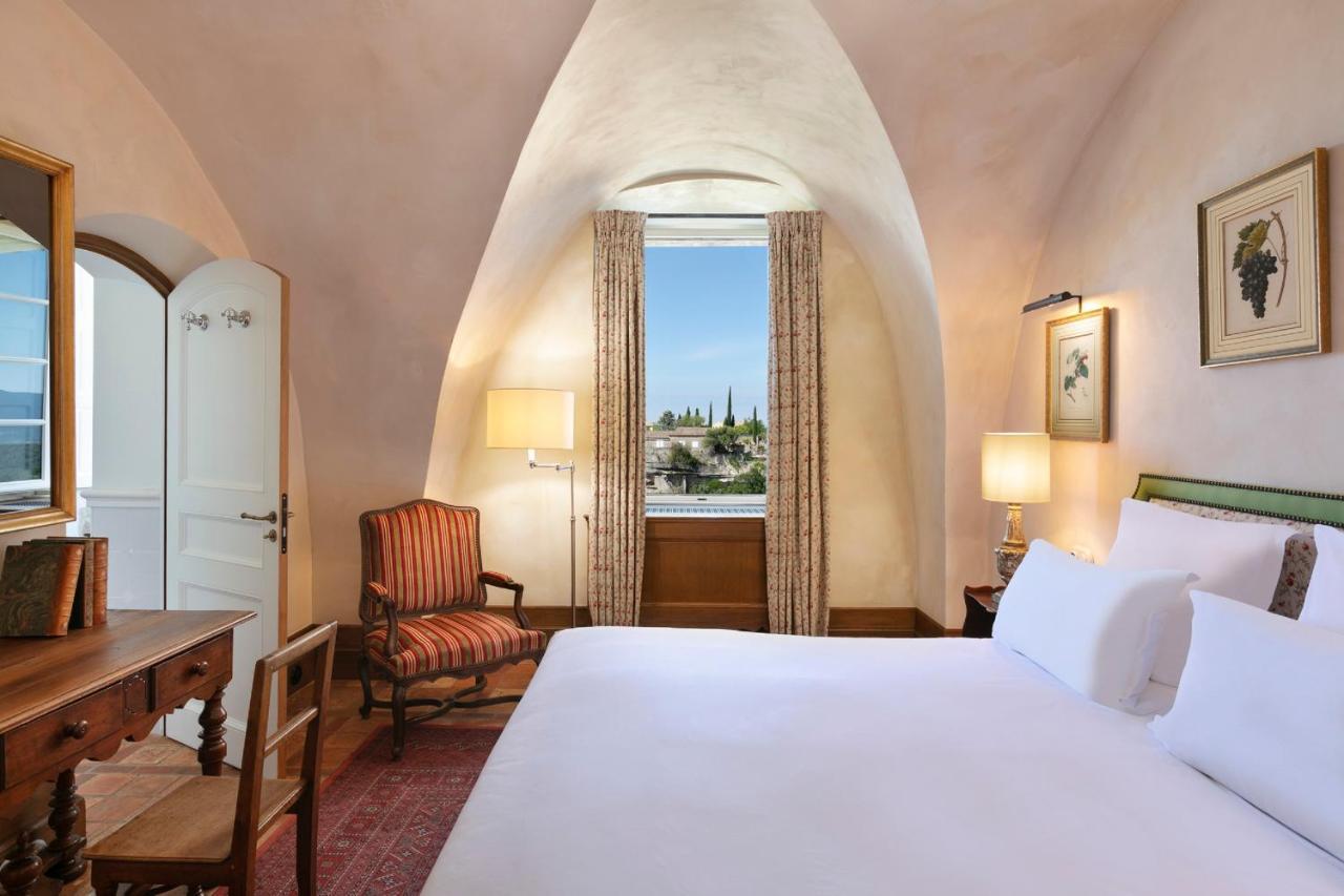 Airelles Gordes, La Bastide Hotel Exterior photo