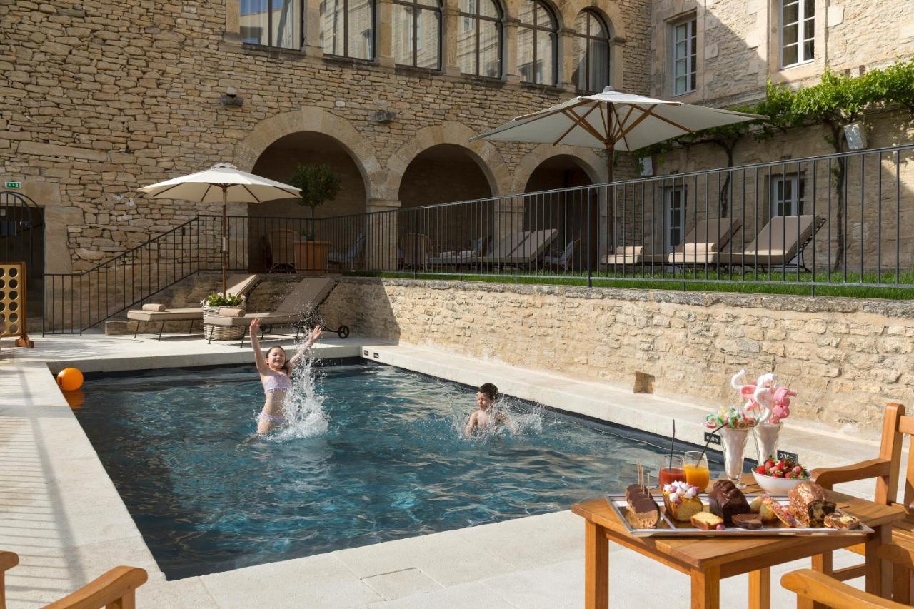 Airelles Gordes, La Bastide Hotel Exterior photo